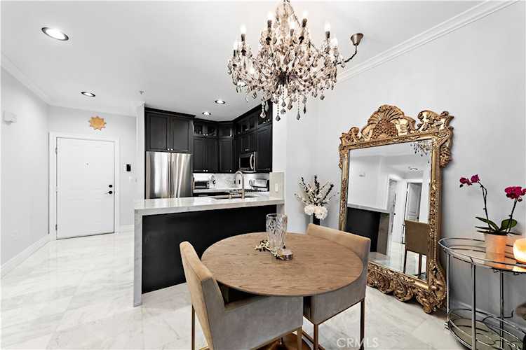 3147 Watermarke Place Irvine, CA 92612