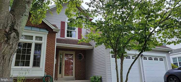 13227 Stone Heather Dr Herndon, VA 20171
