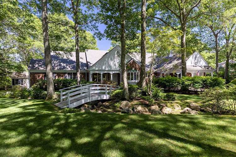 25 Mill Pond Way East Falmouth, MA 02536 | MLS 22203566 Photo 1