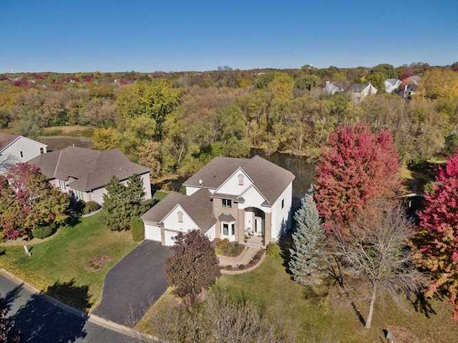 18337 Erin Bay Eden Prairie, MN 55347