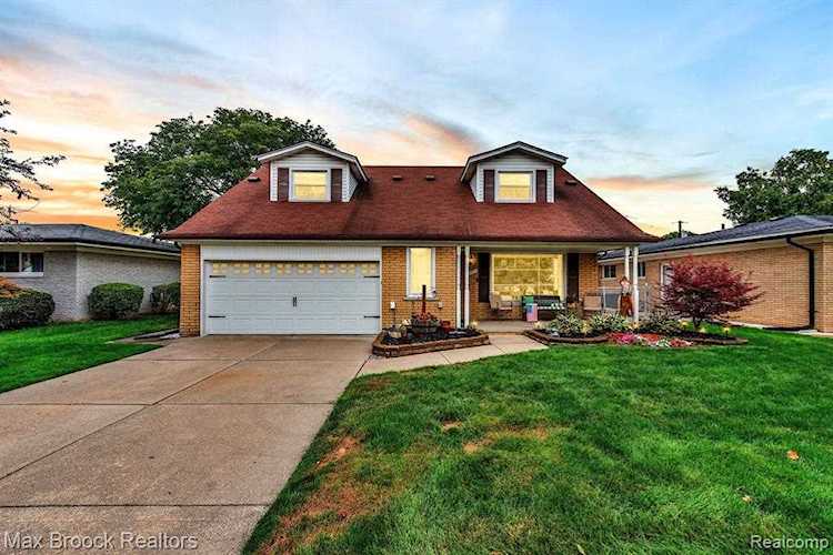36837 Manning, Sterling Heights, MI 48312 in Sterling Country Estates # 02|Macomb MLS# 60142403 Photo 1