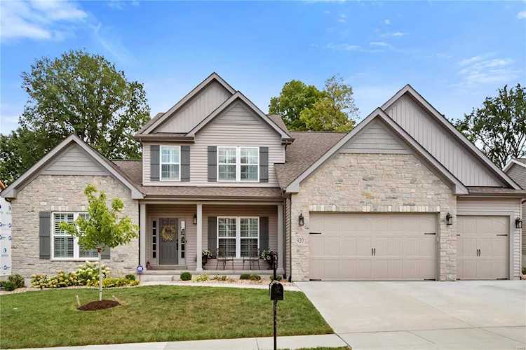 920 Thorn Crown Ct Unincorporated, MO 63122