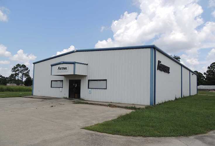 703 E Hwy 90 New Iberia, LA 70560