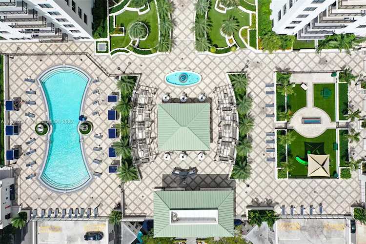 999 SW 1st Ave #2010 Miami, FL 33130