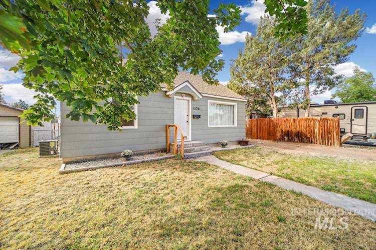 1536 7th Ave E Twin Falls, ID 83301 | MLS 98859360 Photo 1