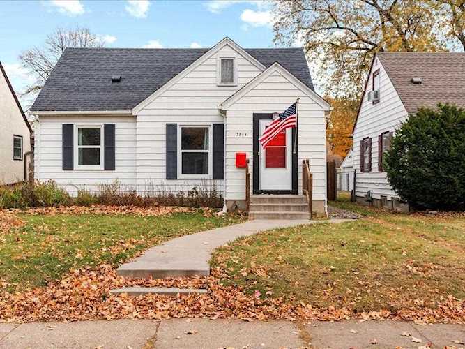 3844 Quail Avenue N Robbinsdale, MN 55422