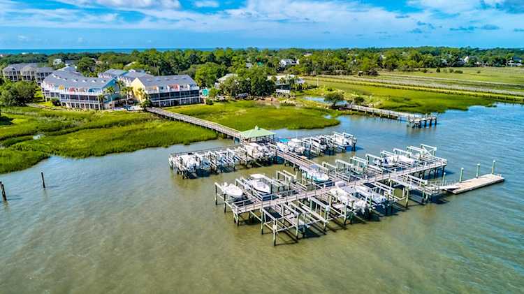 81 Sandbar Ln Folly Beach, SC 29439