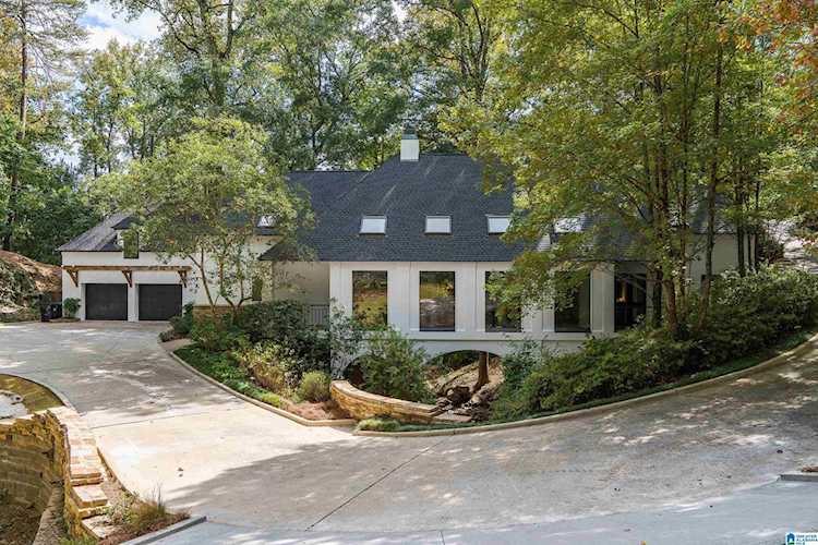 2211 Lane Park Road Mountain Brook, AL 35223