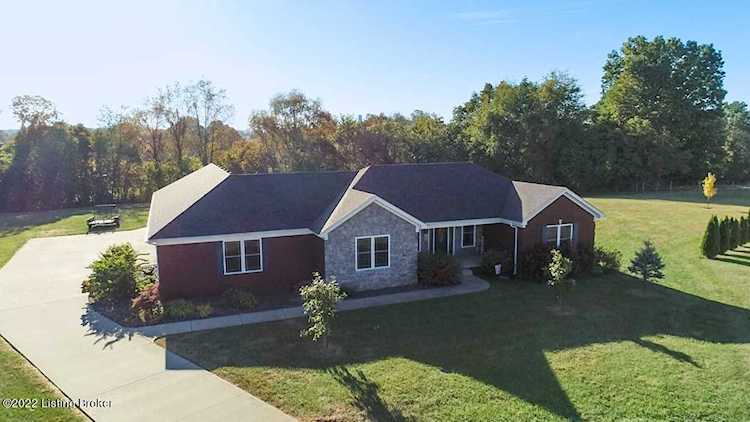 111 Presley Dr Bardstown, KY 40004