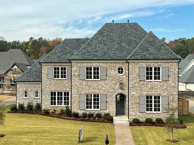 2485 N Allelon Cir Germantown, TN 38138