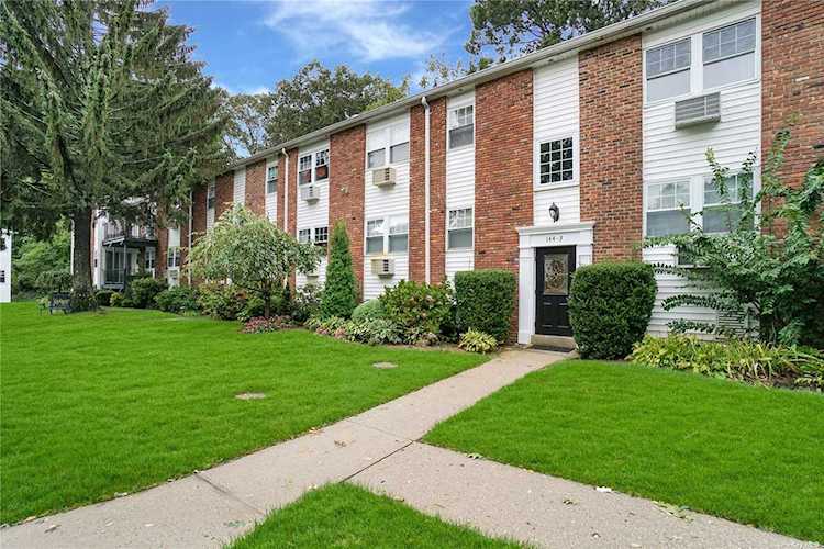 144 Church Street Kings Park, NY 11754