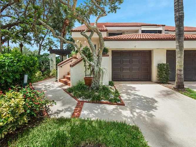 102 Sea Oats Drive #E Juno Beach, FL 33408