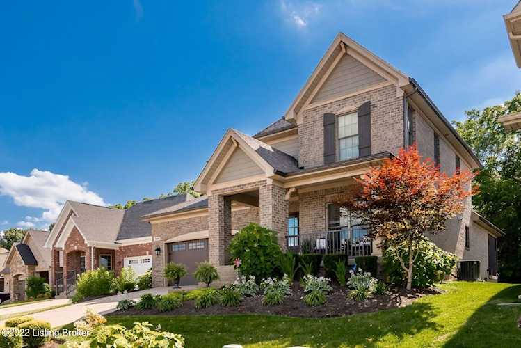 9304 Cross Meadows Cir Louisville, KY 40291 MLS 1616649