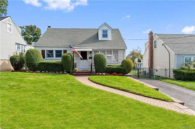 100 Westerly Street Yonkers, NY 10704