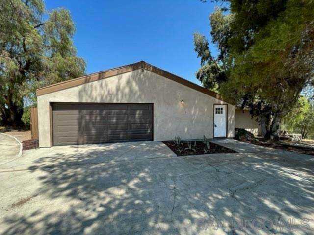 3139 Mount Whitney Rd Escondido, CA 92029
