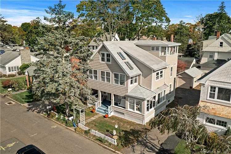 9 Crescent Bluff Ave Branford, CT 06405 | MLS 170527774 Photo 1