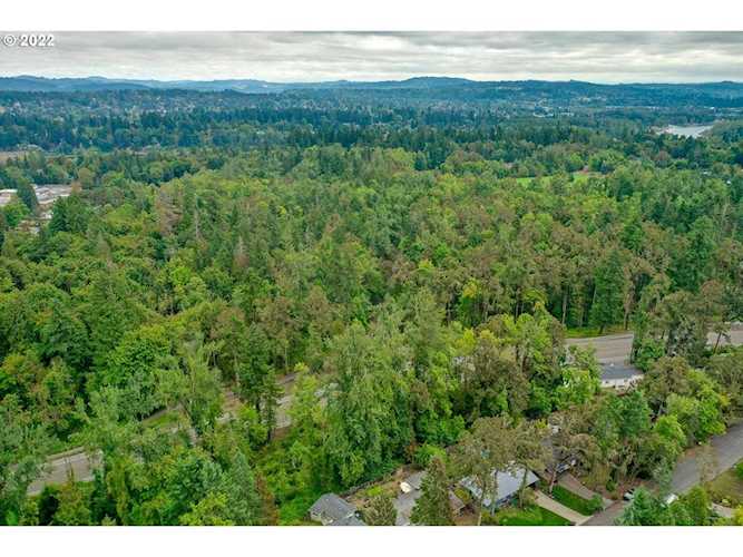 19885 Willamette DR West Linn, OR 97068