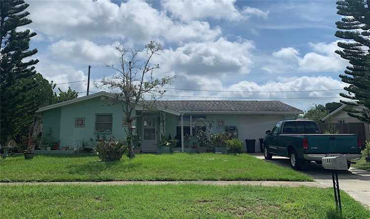 1144 Rushmore Dr Holiday, FL 34690