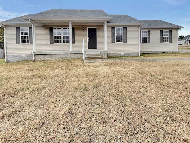 205 Gill Ct Murfreesboro, TN 37129
