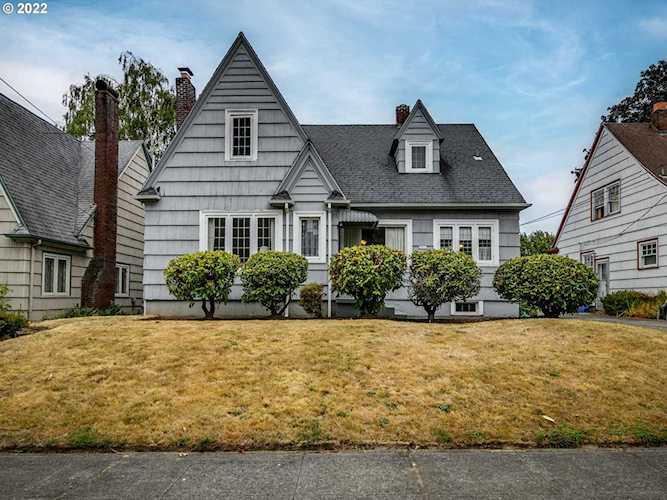 We Know Portland | 1955 SE 21st AVE, Portland, OR 97214 Photo 1