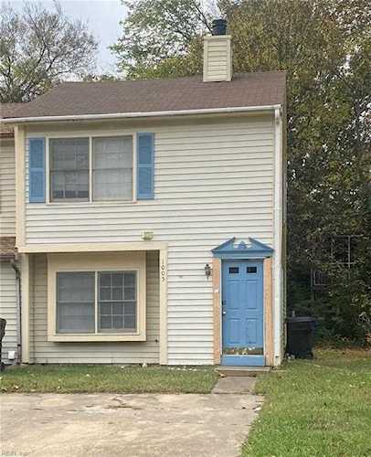 1005 Commonwealth Place Virginia Beach, VA 23464 | MLS 10462961 Photo 1