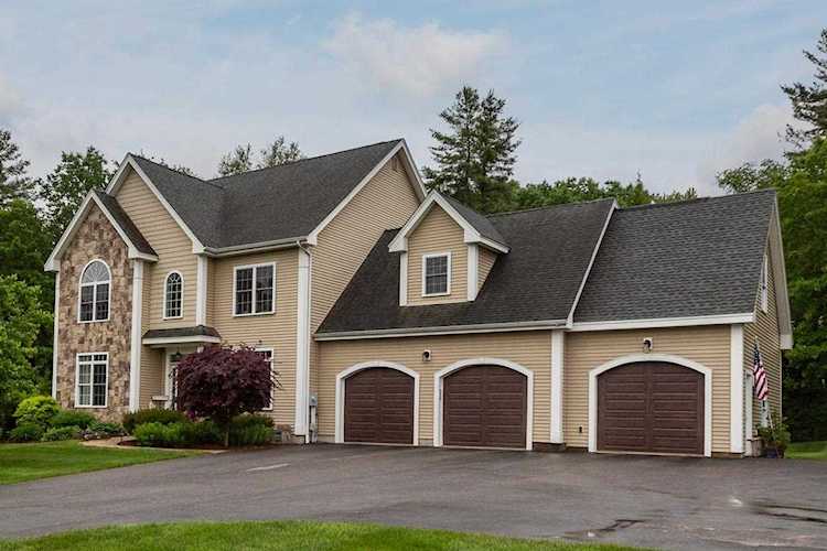 63 Peaslee Rd Bow, NH 03304 | MLS 4914300 Photo 1