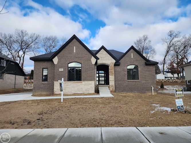 3731 Forster Lane #26 Shelby Twp, MI 48316