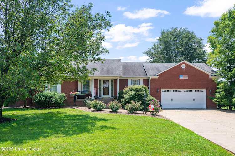 680 Wava Dr Mt Washington, KY 40047 | MLS 1618221 Photo 1