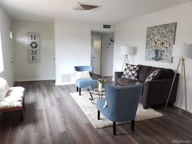 9260 Fir Dr Thornton, CO 80229