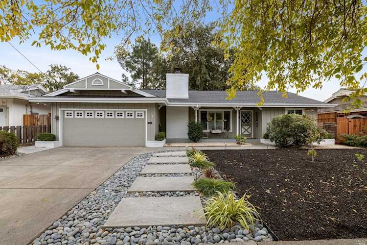 144 Blackstone Drive San Rafael, CA 94903