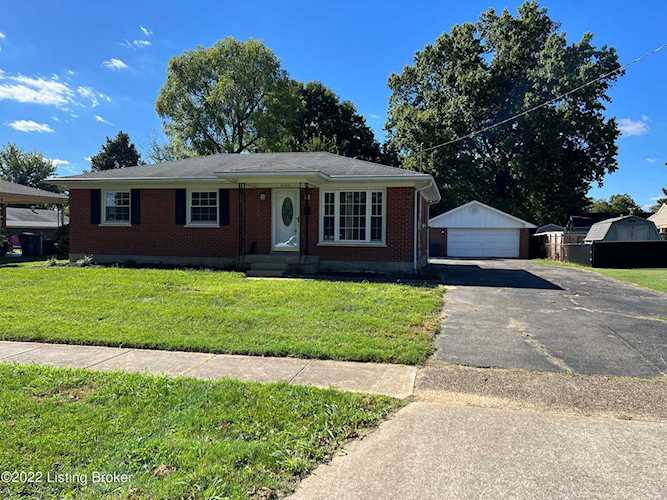 6204 Greenview Dr Louisville, KY 40216 | MLS 1622823 Photo 1