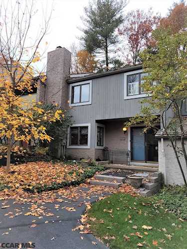 1728 Woodledge Circle State College, PA 16803