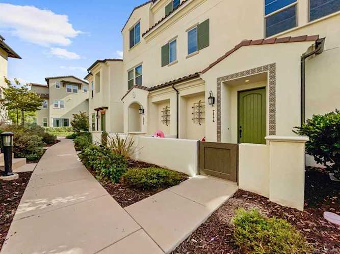 16172 Veridian Cir San Diego, CA 92127