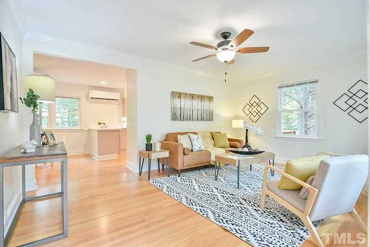 422 Tinkerbell Road Chapel Hill, NC 27517