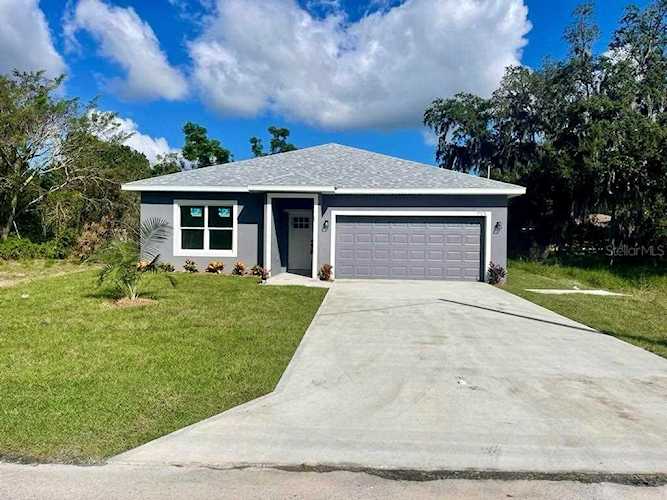 213 E 17th St Apopka, FL 32703