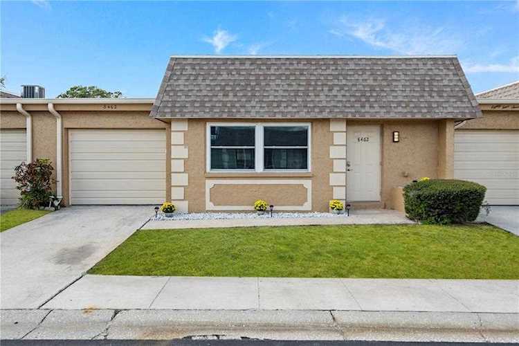 8462 Phillip N Pinellas Park, FL 33781
