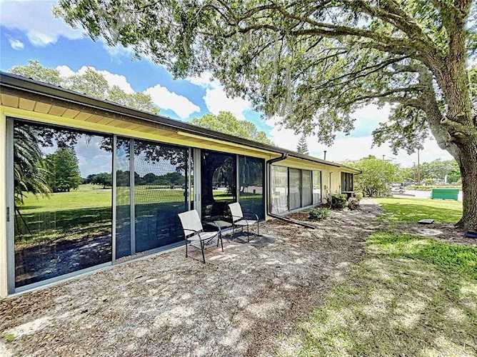 664 Clubhouse Rd Winter Haven, FL 33884
