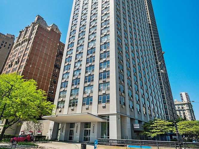 1550 N Lake Shore Dr #10C Chicago, IL 60610