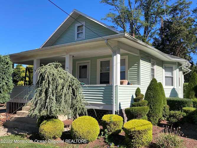 23 Ellis St Freehold, NJ 07728