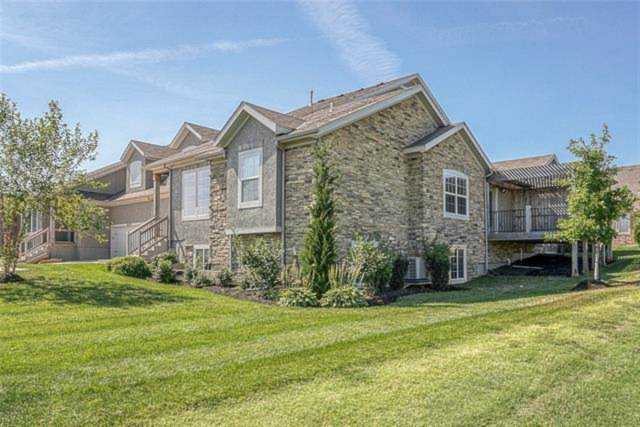 6564 Barth Rd Shawnee, KS 66226 | MLS 2411338 Photo 1