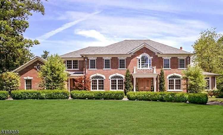 9 Camelot Dr Livingston Twp., NJ 07039