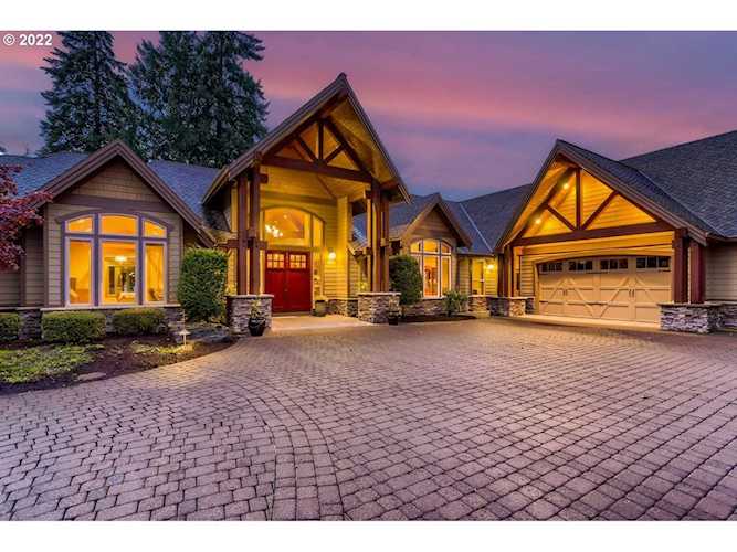 20893 S Vista Del Lago CT Oregon City, OR 97045