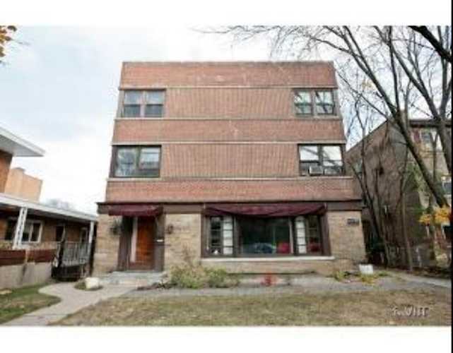 7231 N Ridge Blvd #1E Chicago, IL 60645