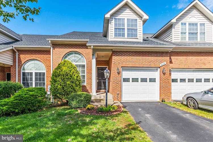 220 Ridge Ct W Warrenton| VA | Listings Updated Every 15 Minutes Photo 1