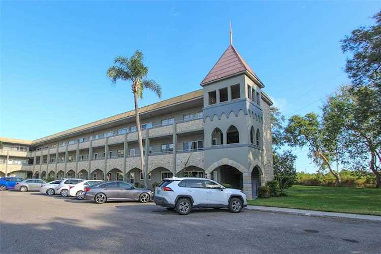 2462 Brazilia Dr #24 Clearwater, FL 33763