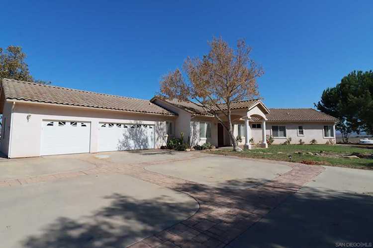 17459 Highlander Drive Ramona, CA 92065