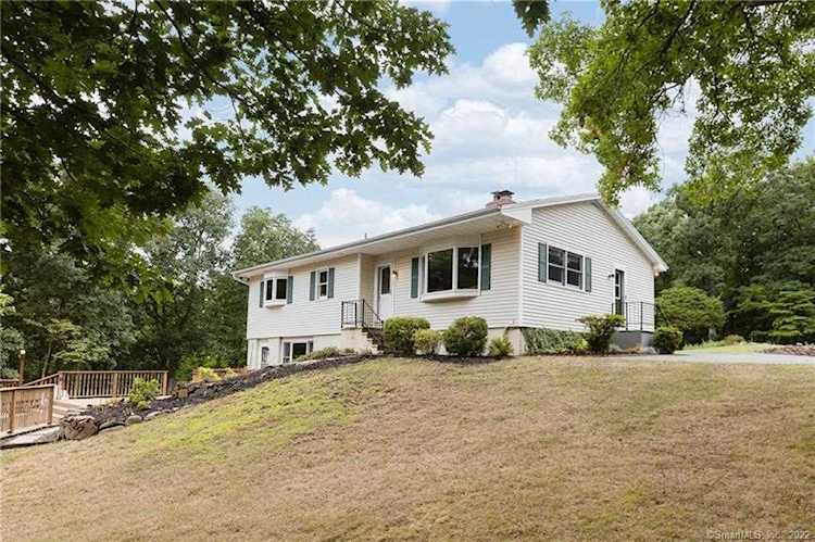 23 Wayne Road Wallingford, CT 06492