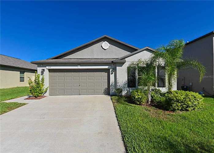 6567 Rainbow Springs Ln New Port Richey, FL 34653