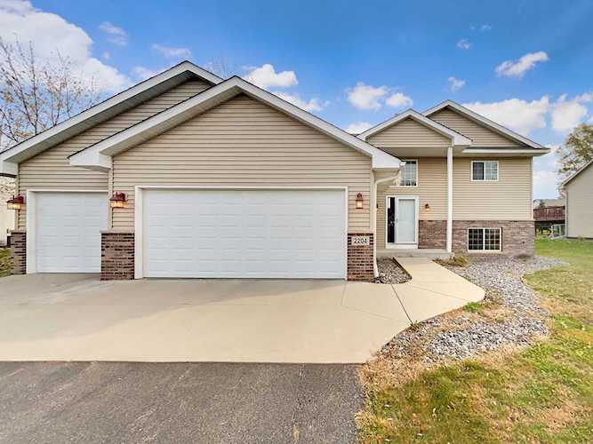 2204 Wildflower Court Buffalo, MN 55313