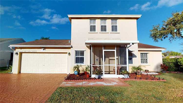 5253 NW 95th Ave Sunrise, FL 33351